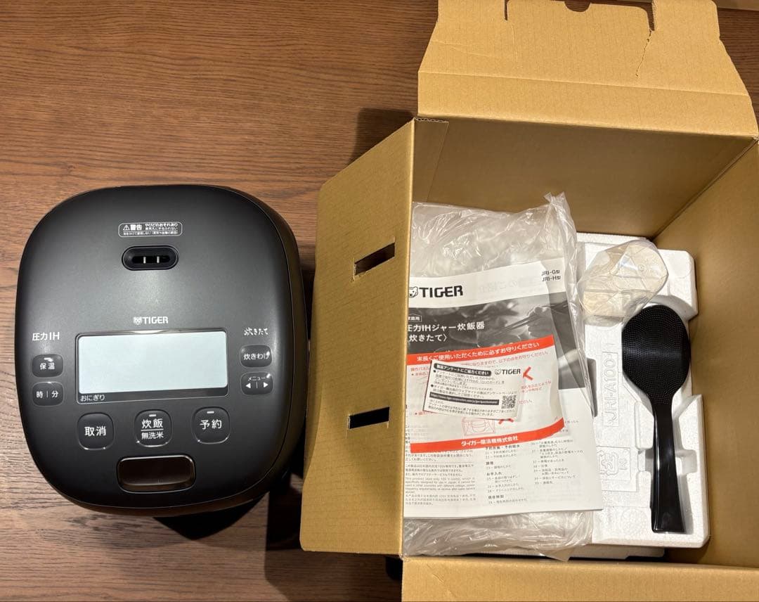 F*y様 タイガー 炊飯器 JRI-G100 保証書付