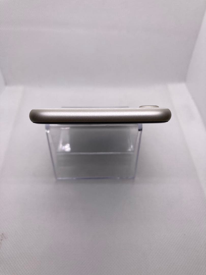 Apple iPhone SE3(第3世代) SB版