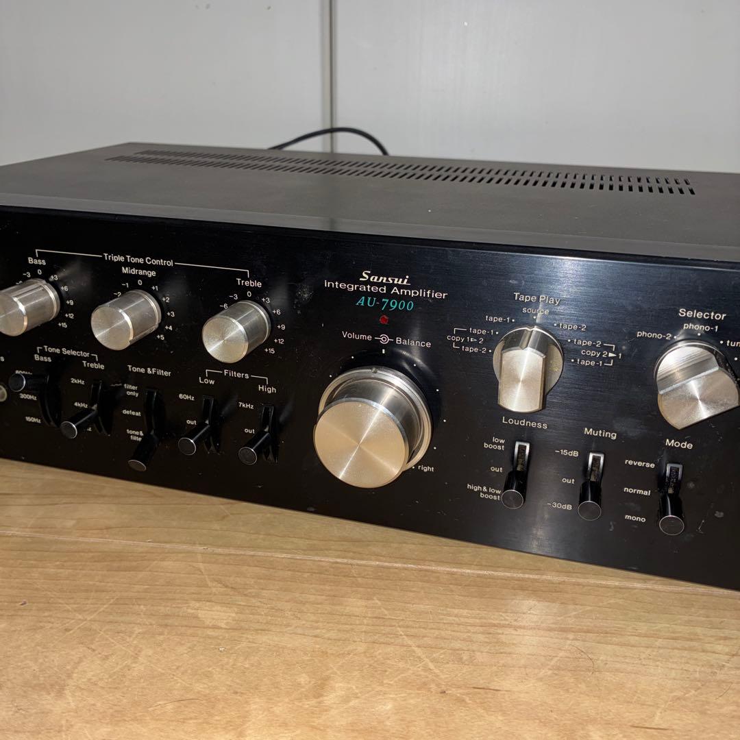 Sansui 高級アンプAU-7900 プリメインアンプ　名機　希少動作品！！
