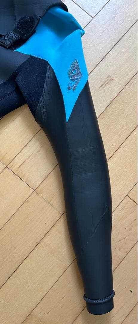 O'NEILL オニール セミドライオール5mm裏起毛MLハンガー付き