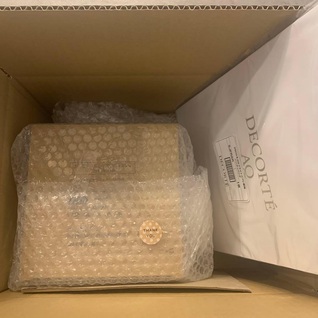 コスメデコルテ　AQ ラディアンスコフレⅡ 2025