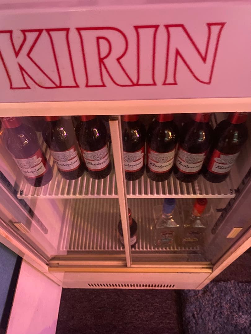 KIRIN 冷蔵庫　ショーケース　バドワイザー　テキーラ　zubrovka