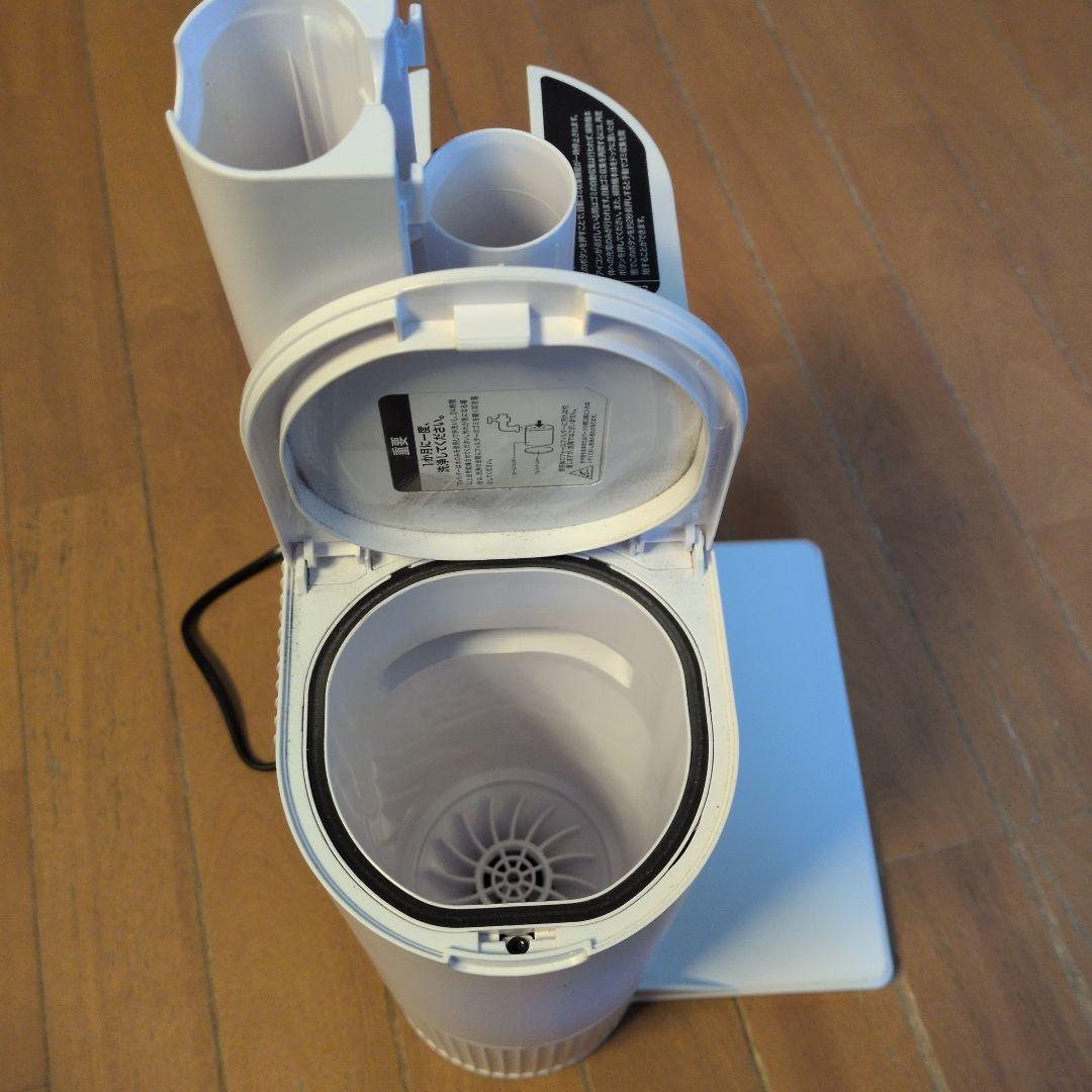 ★ラボちゃんページ シャークコードレスクリーナー LC501JGYです