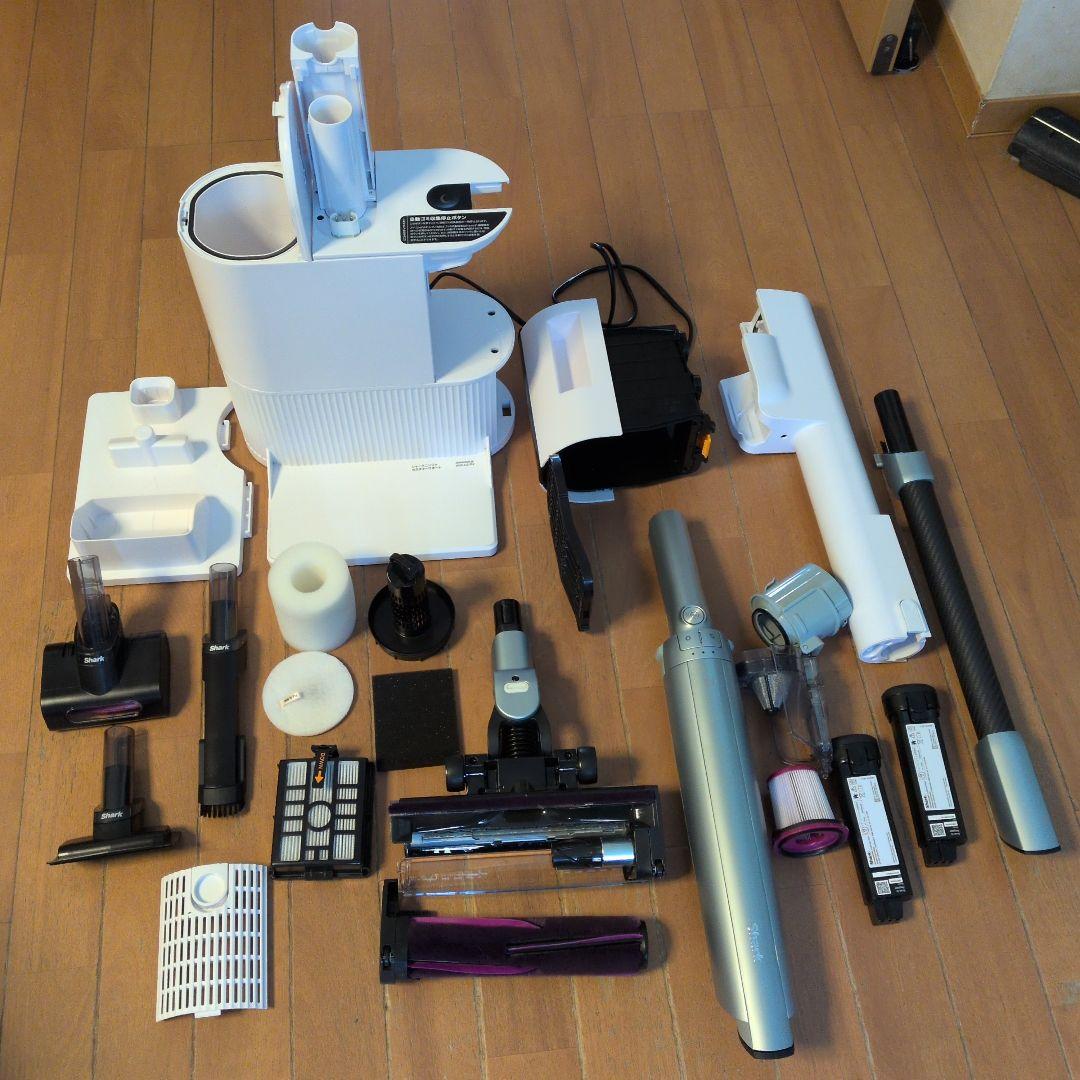 ★ラボちゃんページ シャークコードレスクリーナー LC501JGYです