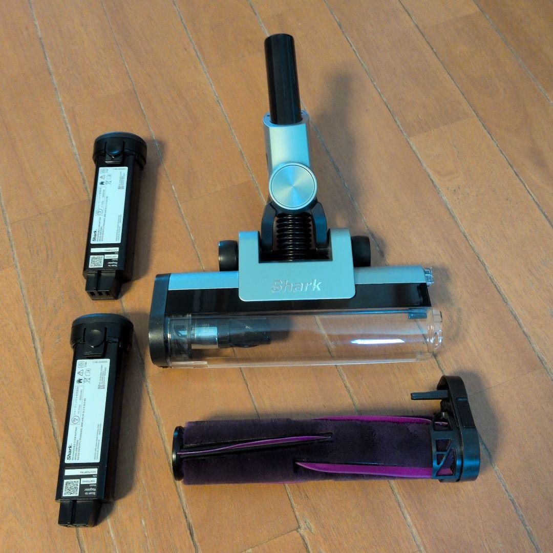 ★ラボちゃんページ シャークコードレスクリーナー LC501JGYです