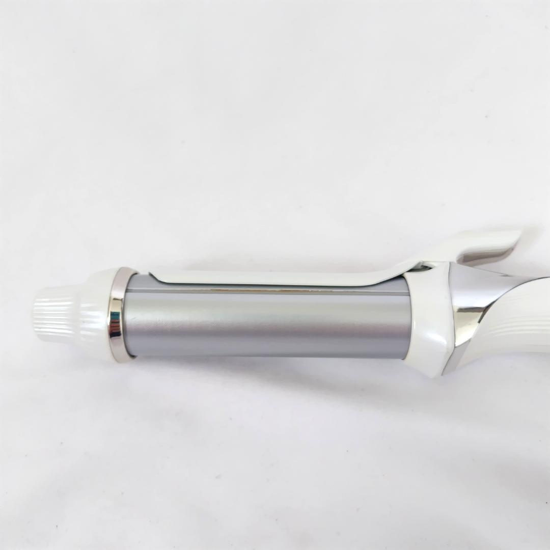 いちご様　　【動作保証】32mm ReFa カールヘアアイロン ホワイト