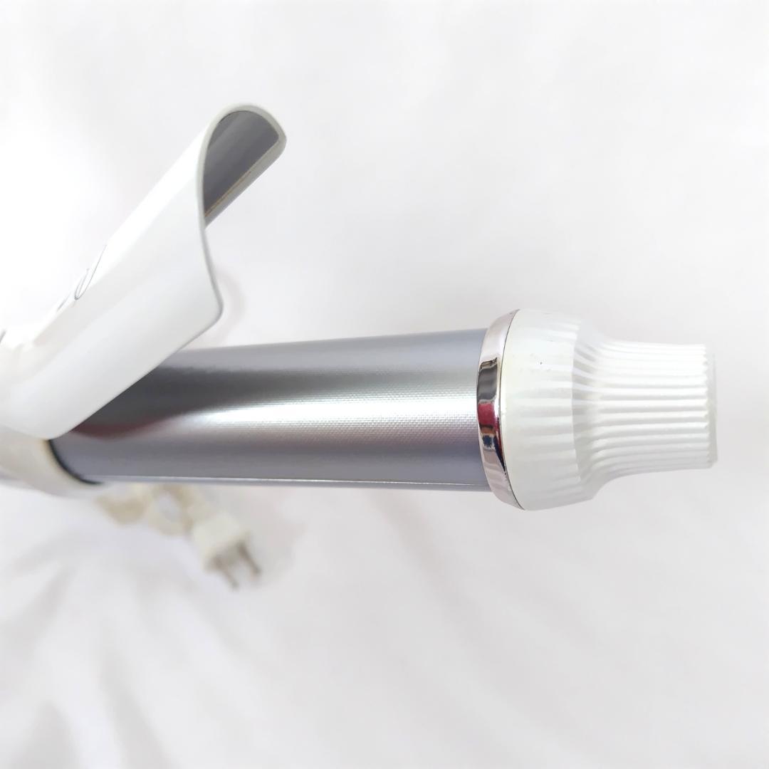 いちご様　　【動作保証】32mm ReFa カールヘアアイロン ホワイト