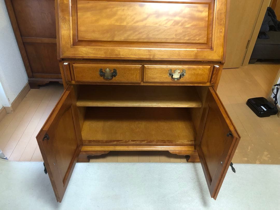 【横浜Daniel ダニエル】ライティングビューロー　机