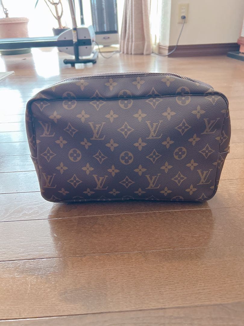 ルイヴィトン　トゥルーストワレ