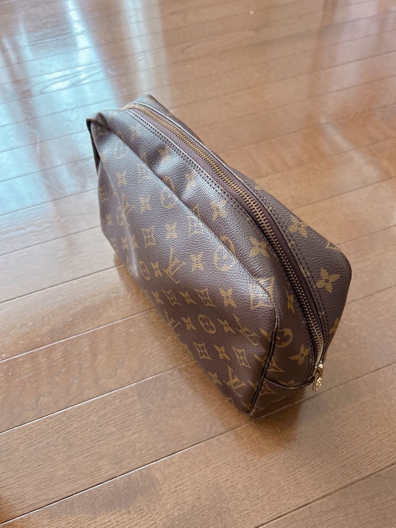 ルイヴィトン　トゥルーストワレ