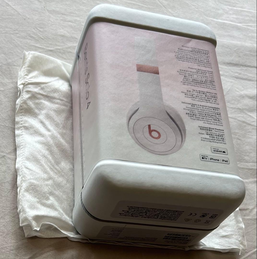 Beats Solo 4 ワイヤレスオンイヤーヘッドフォン、クラウドピンク