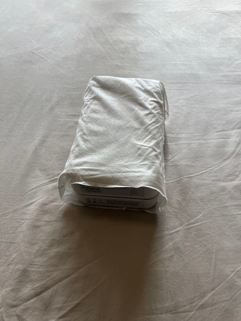 Beats Solo 4 ワイヤレスオンイヤーヘッドフォン、クラウドピンク