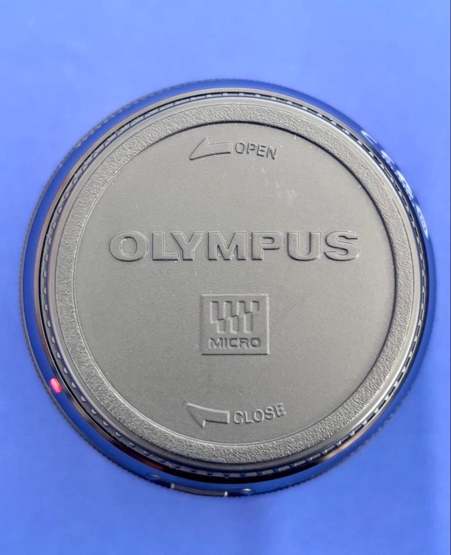 Olympus 12-40mm f/2.8 PRO レンズ