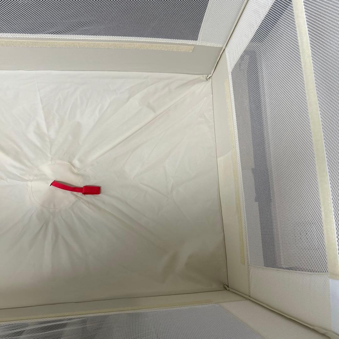 (美品) アップリカ　ココネルエアー　ホワイトグレー　　ベビーベッド