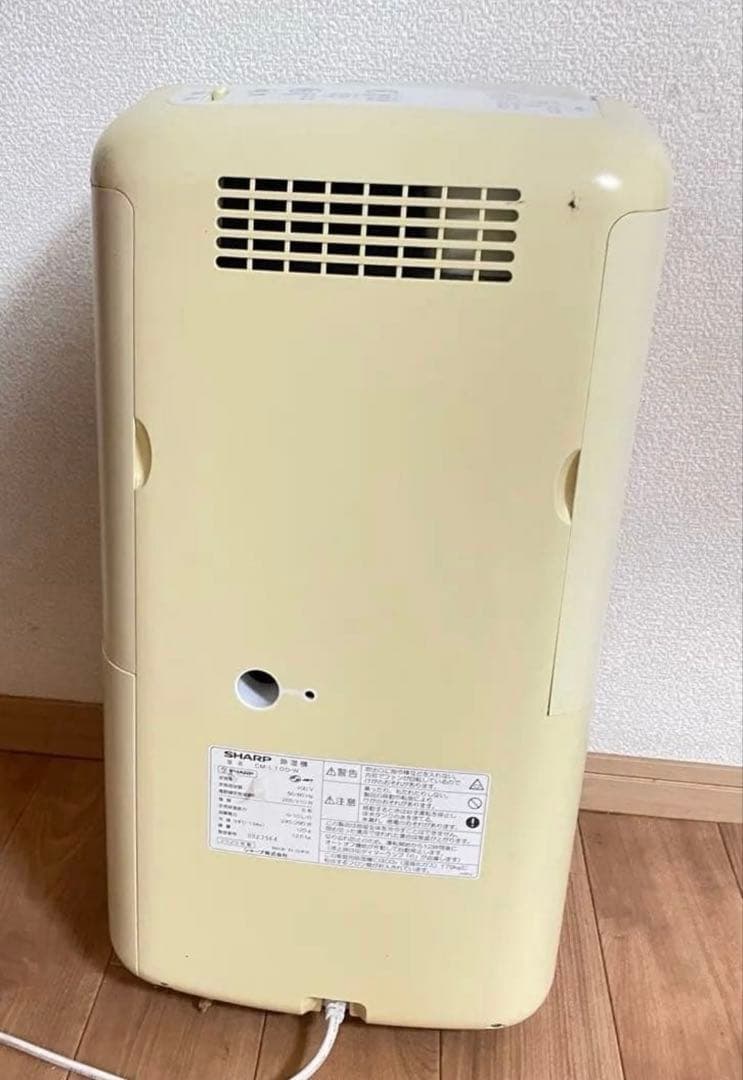 週末セール　SHARP シャプ　衣類乾燥/除湿機 CMーL100