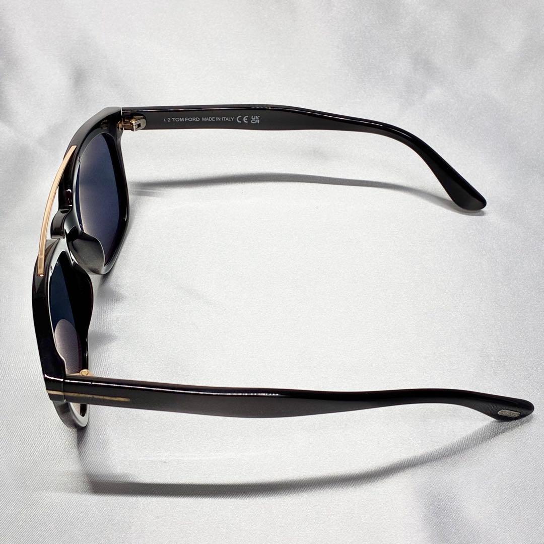 Holt TF516 01A トムフォード サングラス ウェリントン ブラック