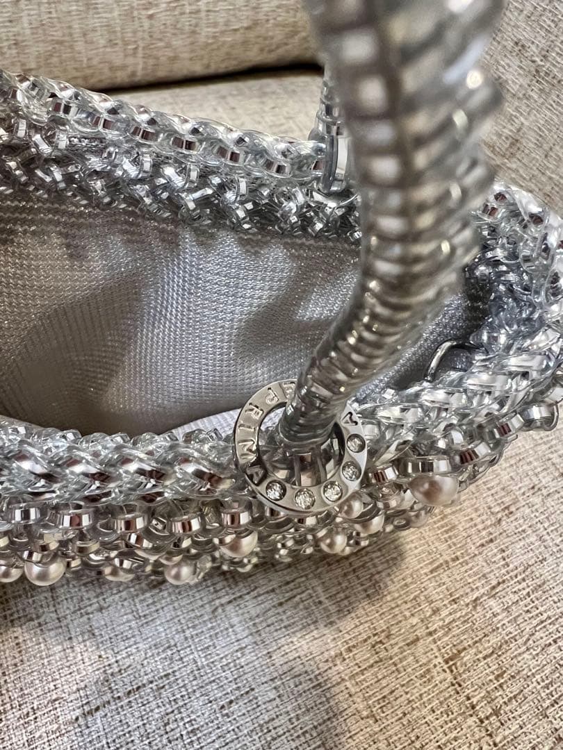 美品　ANTEPRIMA ペルラ グリッター/スクエア スモール/シルバー