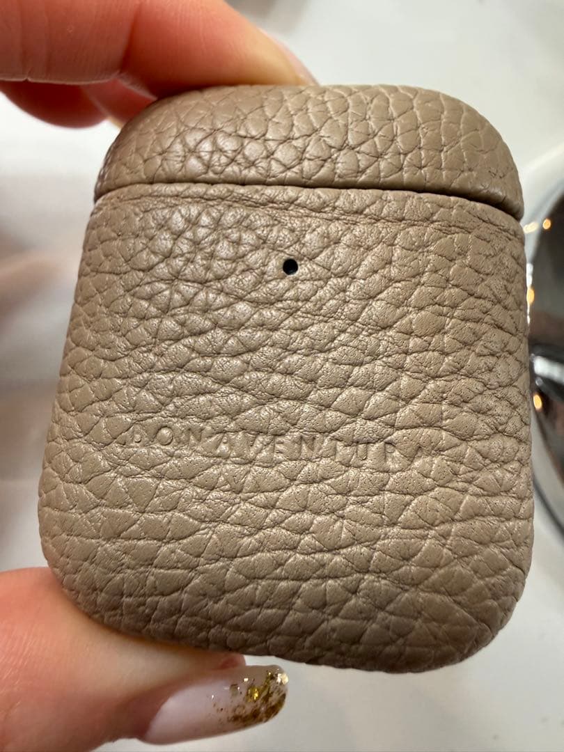 ボナベンチュラレザー製イヤホンケース　エトープ