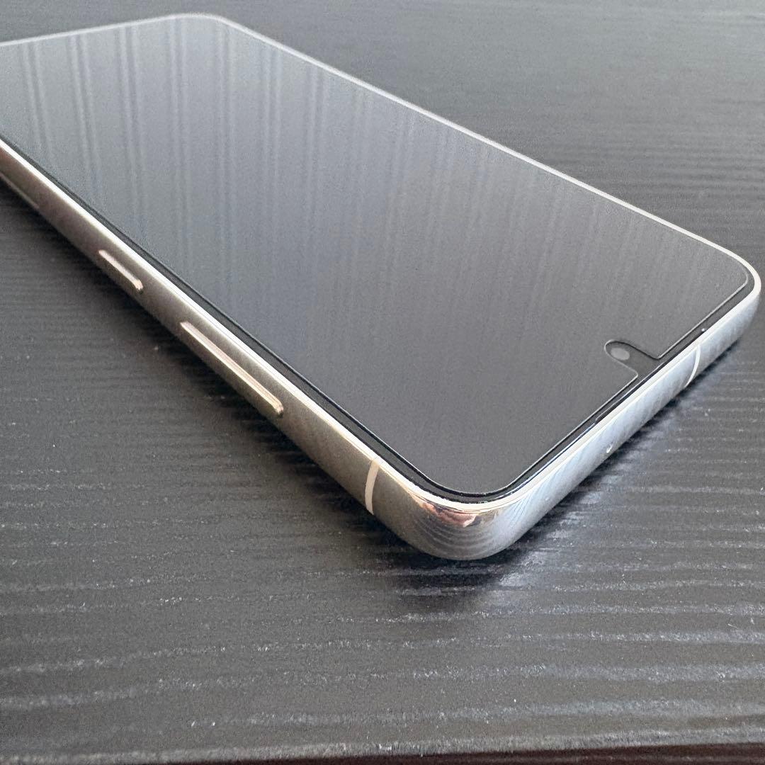 Samsung GALAXY S23 （ドコモSC-51D）クリーム　※オマケ付