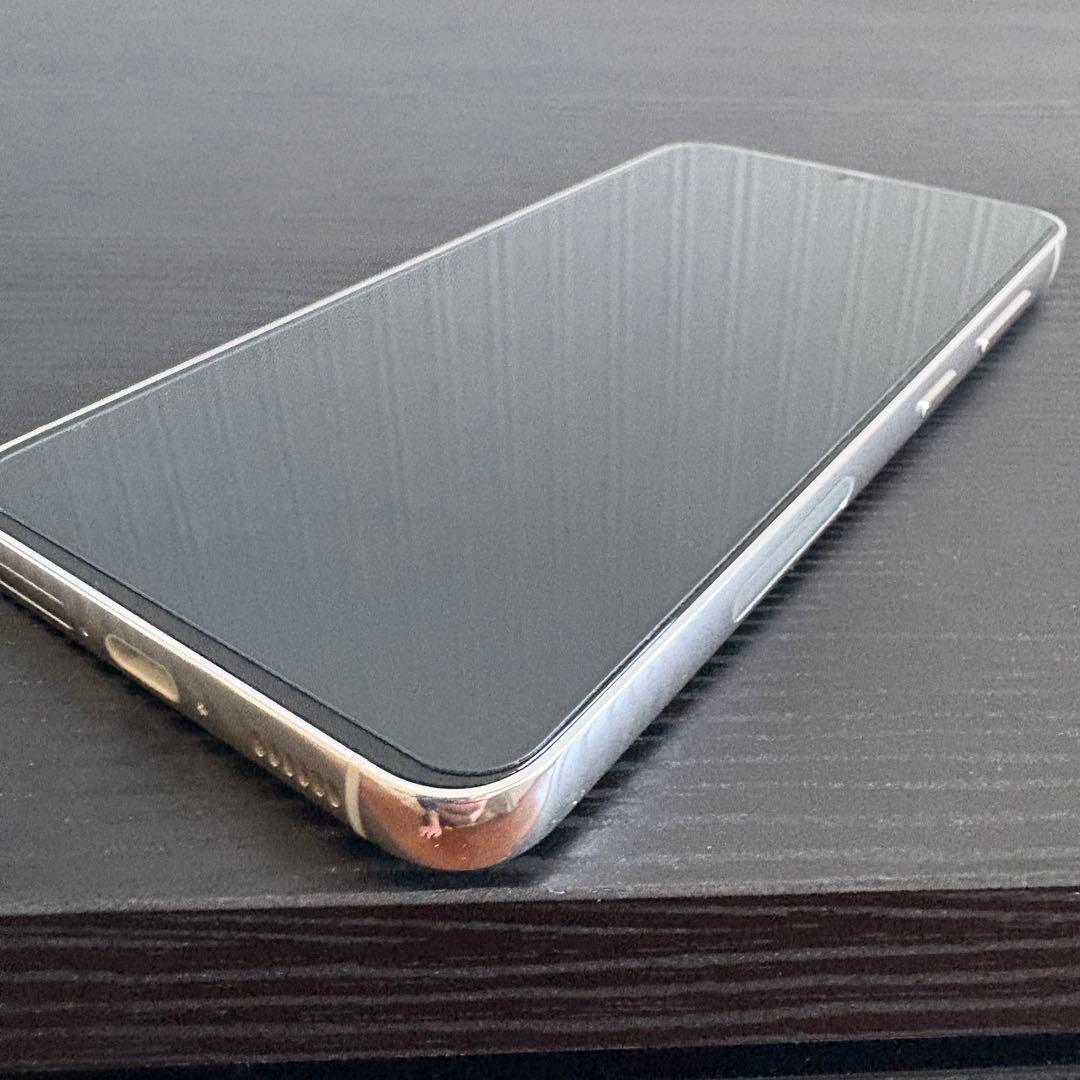 Samsung GALAXY S23 （ドコモSC-51D）クリーム　※オマケ付