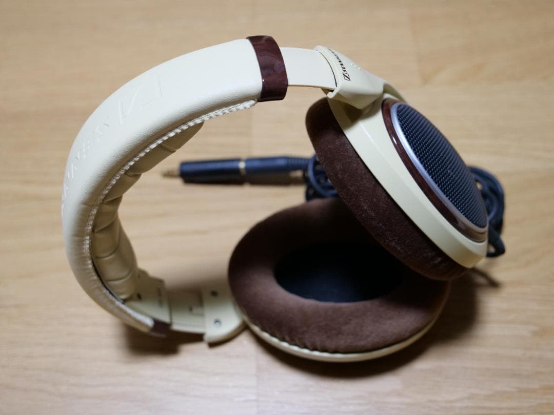 ゼンハイザーHD598　通称プリン　ミニプラグ変換器付き　SENNHEISER
