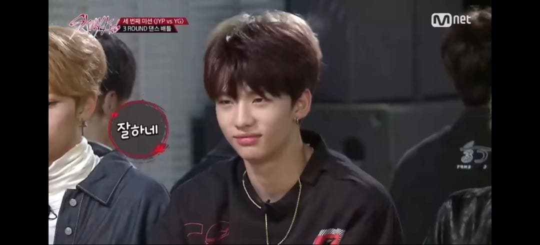 【stray kids ヒョンジン着用】 c.e cavempt スウェット