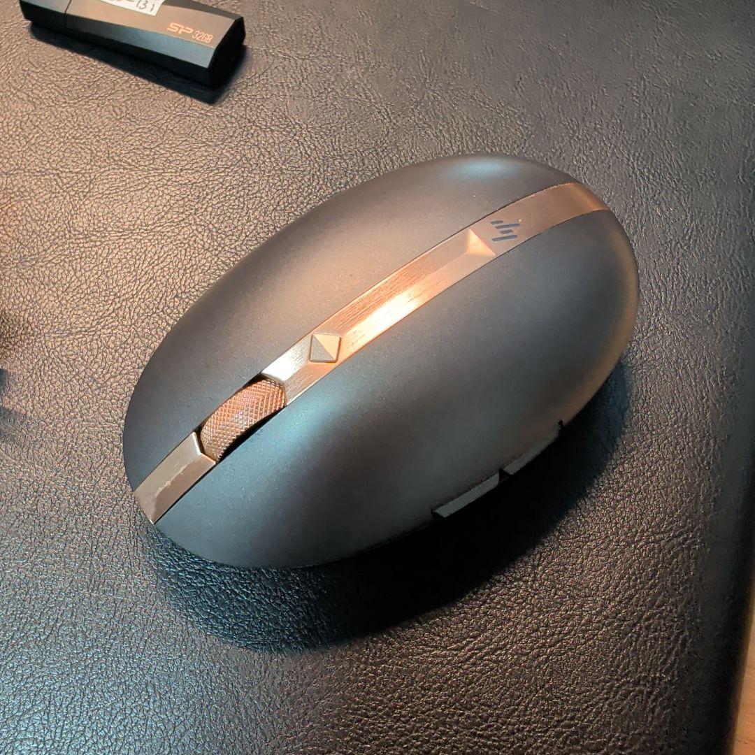 HP Spectre x360 第8世代i7 / バッテリー・SSD交換済