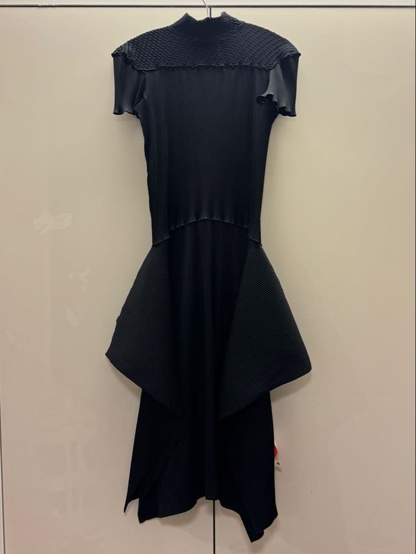 AKIKOAOKI 黒 ワンピース