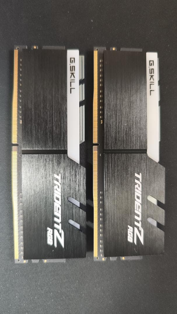 ラ*ン様 G.SKILL TRIDENT Z RGB DDR4-3600 16G