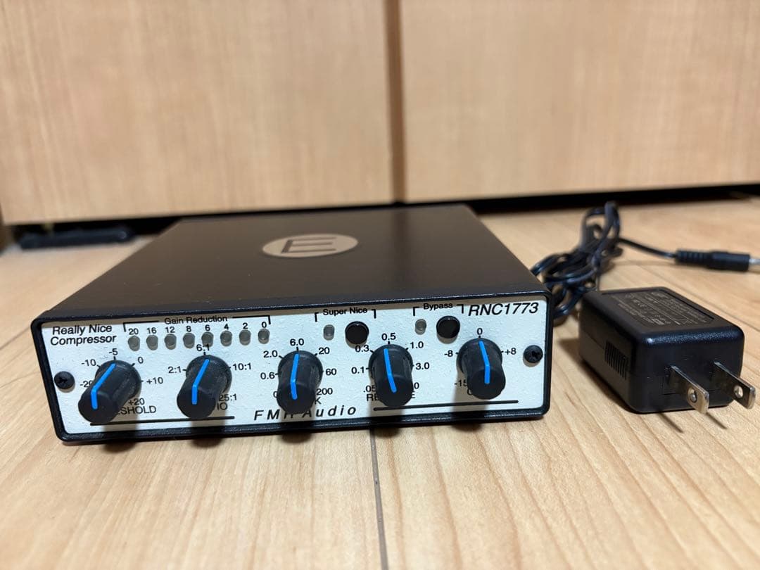 FMR AUDIO RNC 1773 (E) コンプレッサー