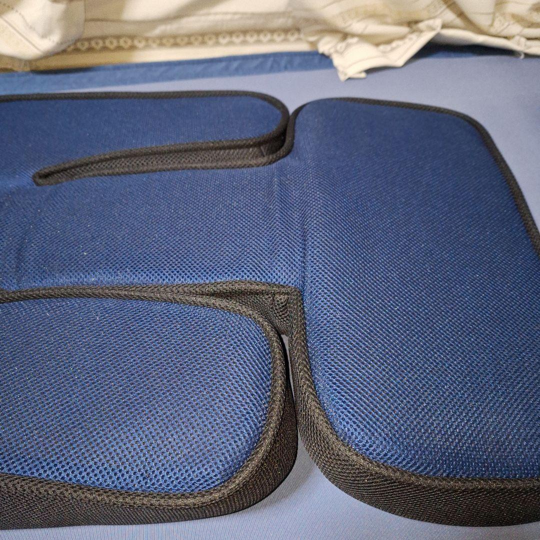 ニトリ　ゲーミング座椅子　専用テーブルカバー付