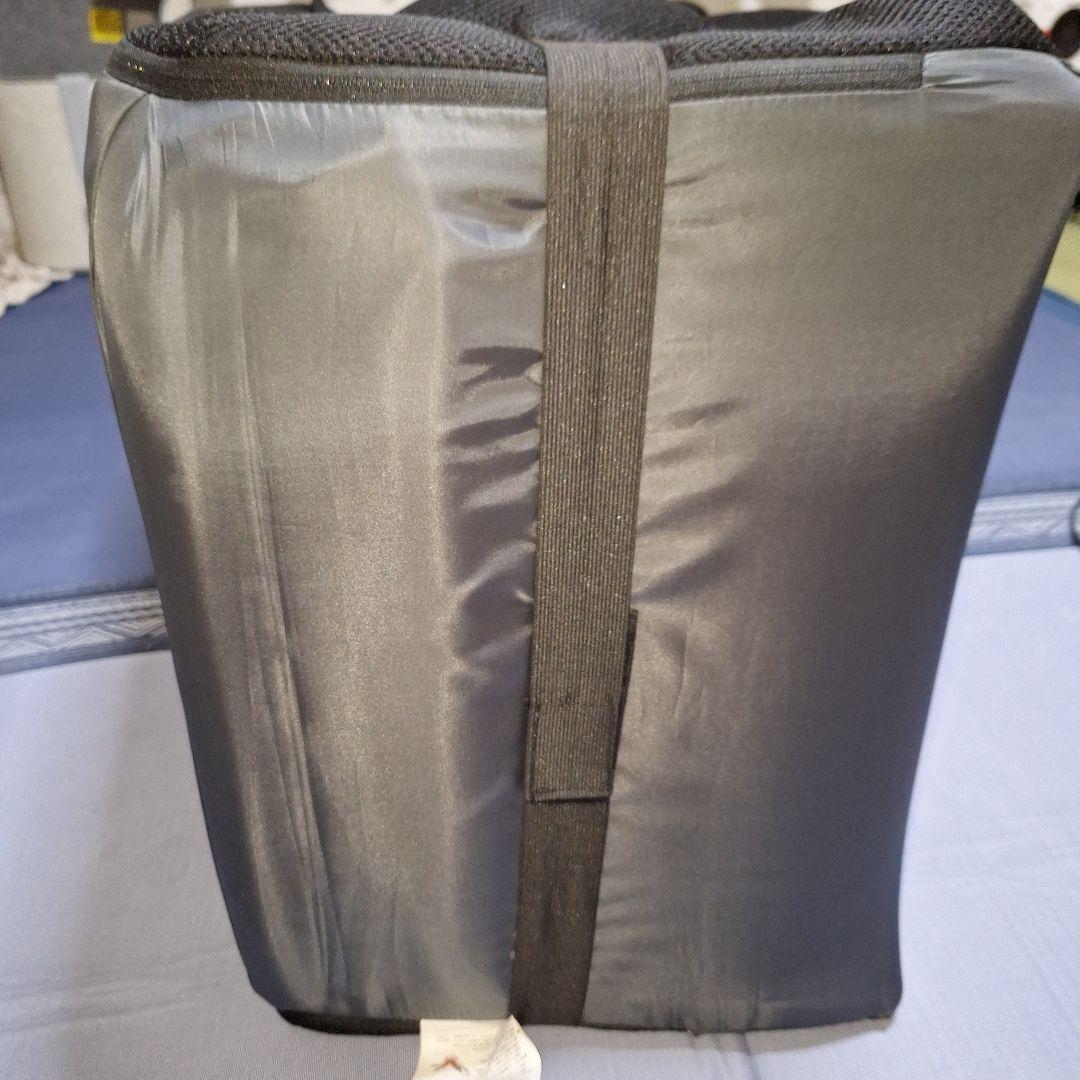 ニトリ　ゲーミング座椅子　専用テーブルカバー付