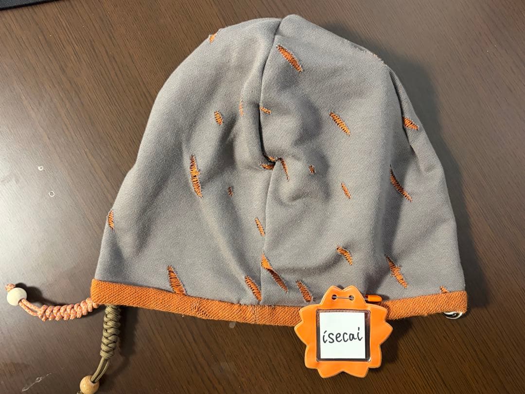 isecai Whimgy Beanie Gray× Orange