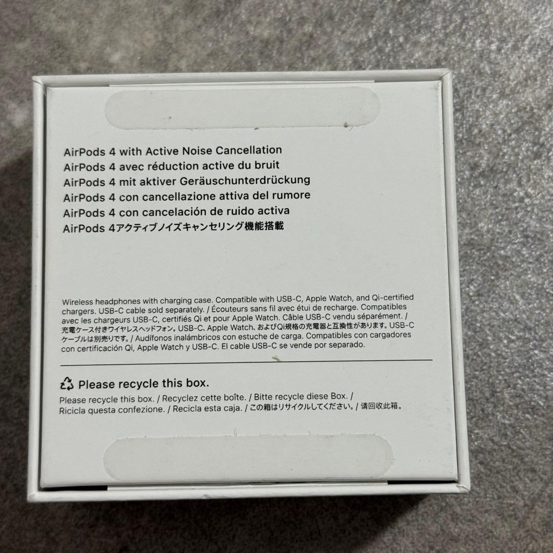 美品 AirPods 4 本体 アクティブノイズキャンセリング ①