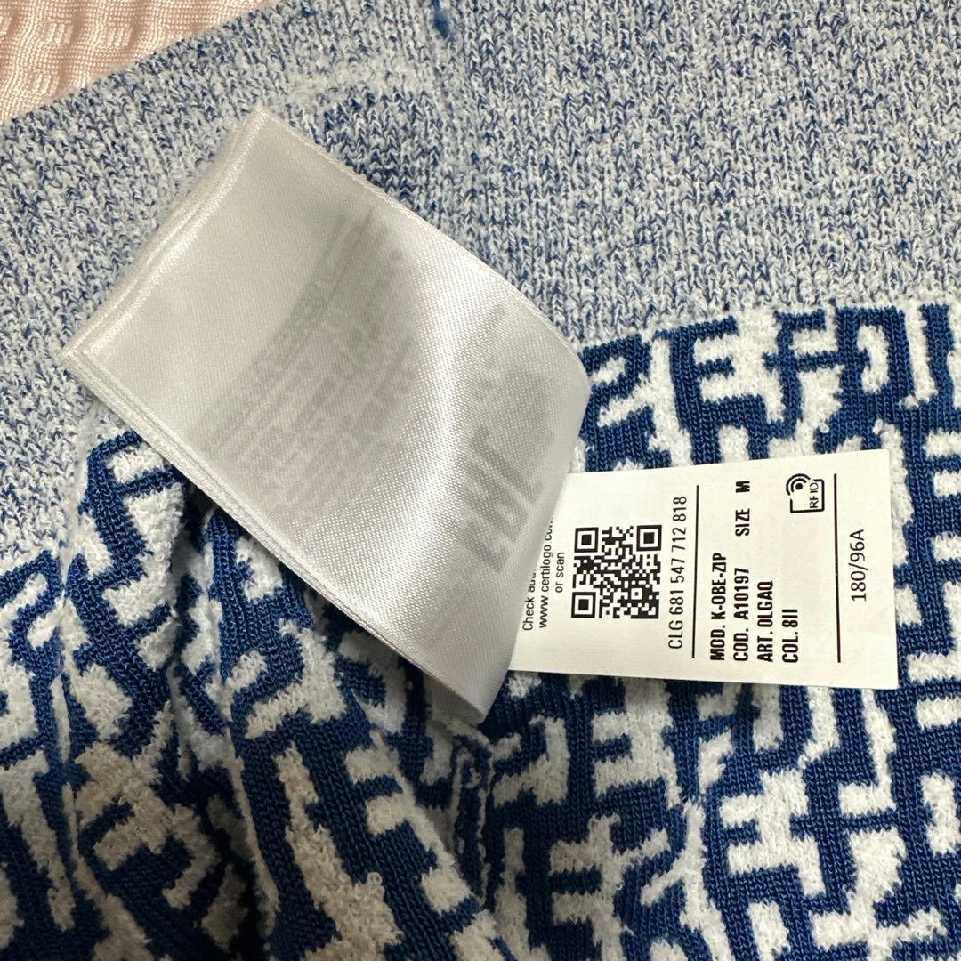 ディーゼル　ロゴ総柄 ジップアップ ニット ブルー/ホワイト A10197