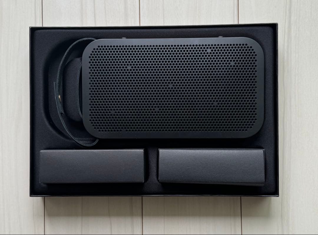 Bang & Olufsen A2 Bluetoothスピーカー