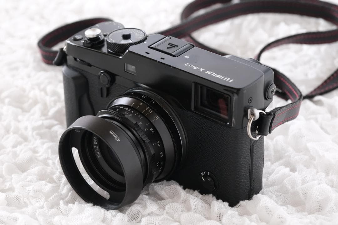 七工匠 35mm f/1.2 レンズ 冨士フィルム用　おまけフード付き