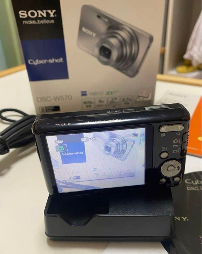 Sony Cyber-shot デジタルカメラ 本体 + 付属品