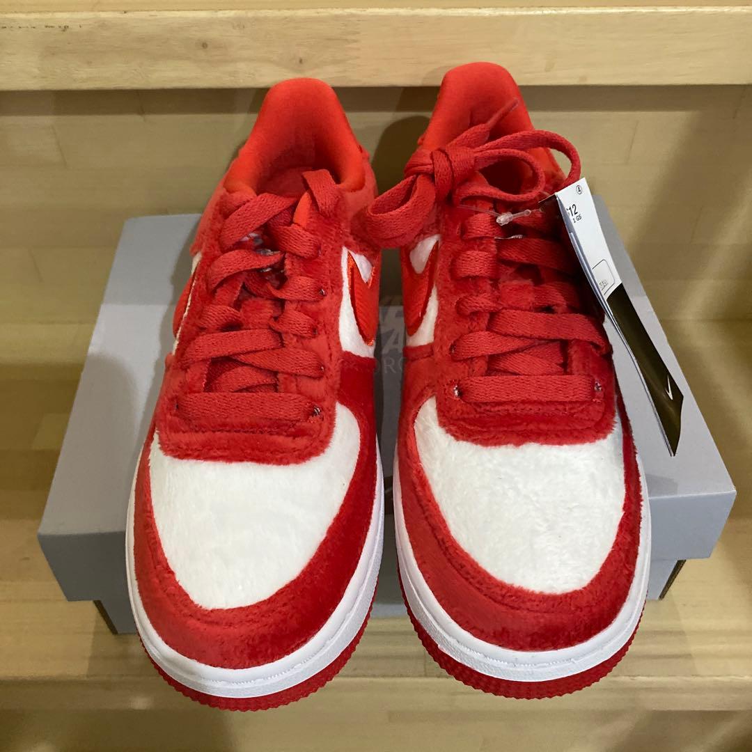 新品◯NIKE AIR FORCE 1 GS バレンタイン2024◯22cm
