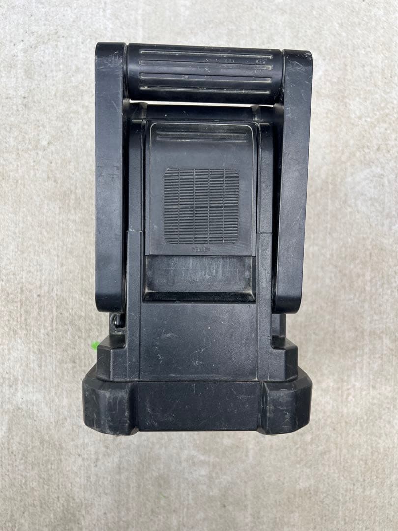 マキタ 充電式ラジオ MR106