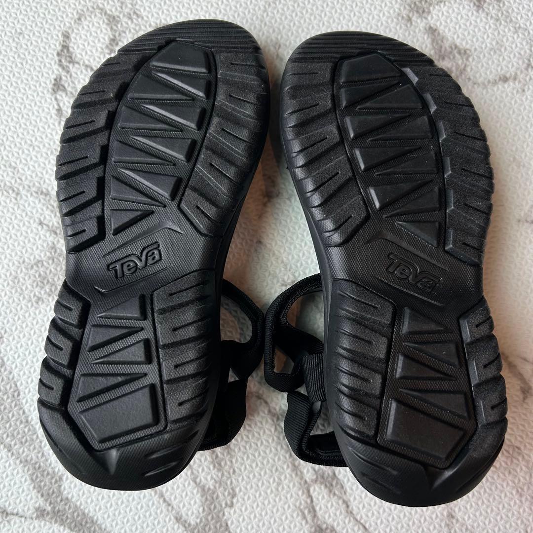 品薄の激レア品 テバ スポーツサンダル ハリケーン XLT2 TEVA