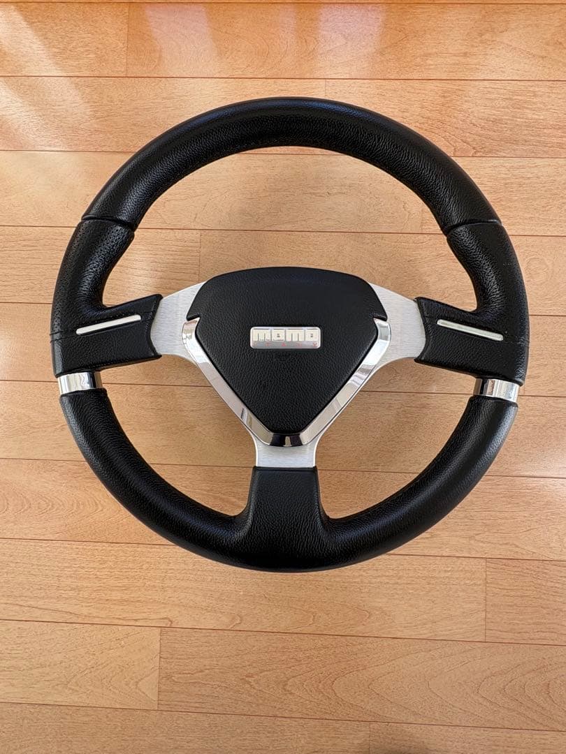 絶版　美品　モモ　ステアリング　 　MOMO Millenium Evo
