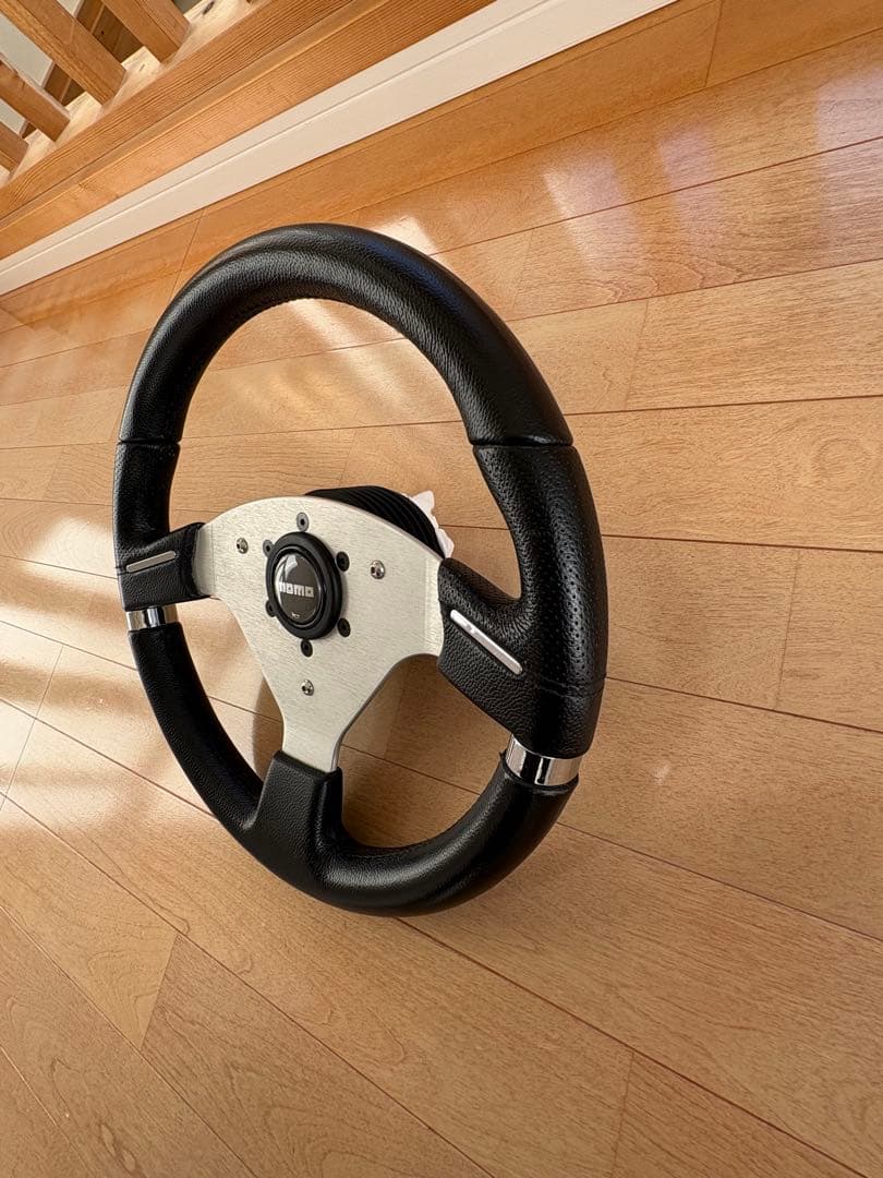 絶版　美品　モモ　ステアリング　 　MOMO Millenium Evo