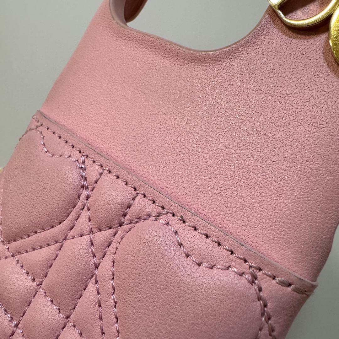 ディオール iPhone15pro ケース ハート ピンク