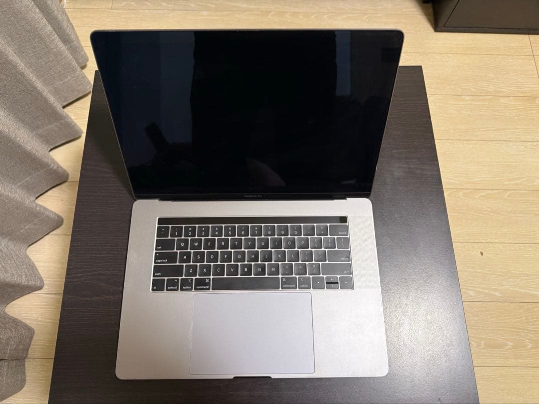 MacBook Pro 15インチ 2018 メモリ 32GB 512GB
