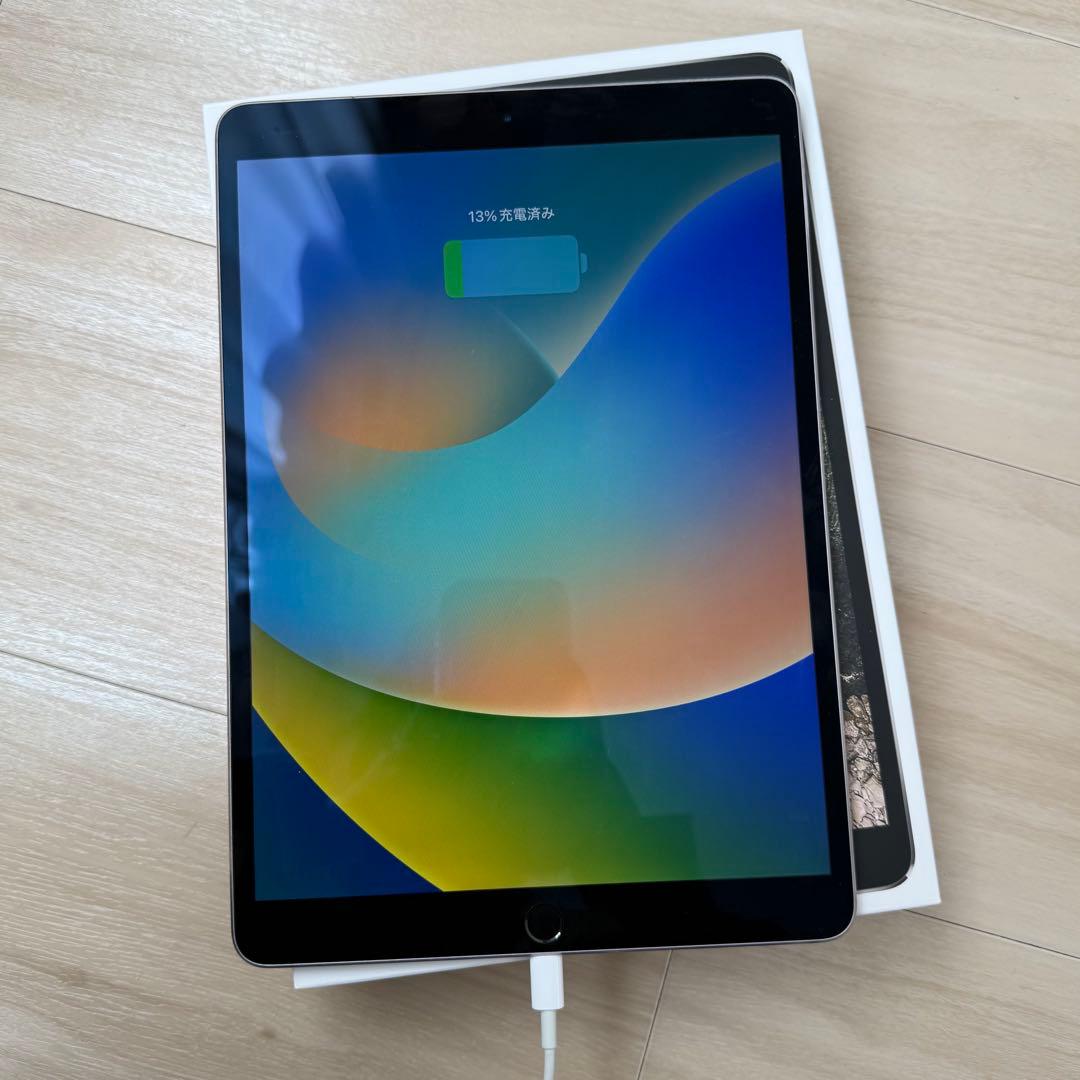 優*子様 iPad Pro 10.5