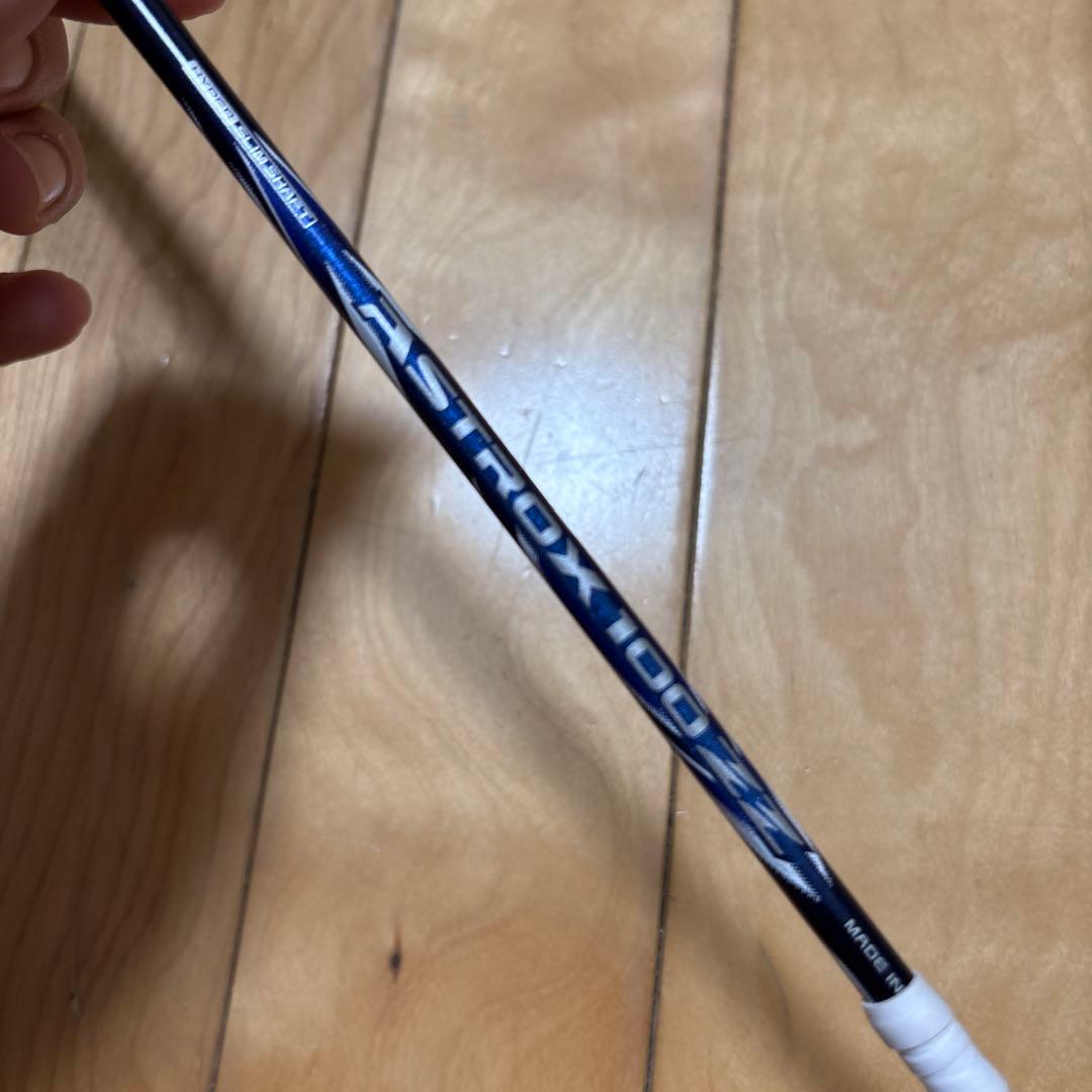YONEXアストロクス100zz バドミントンラケット