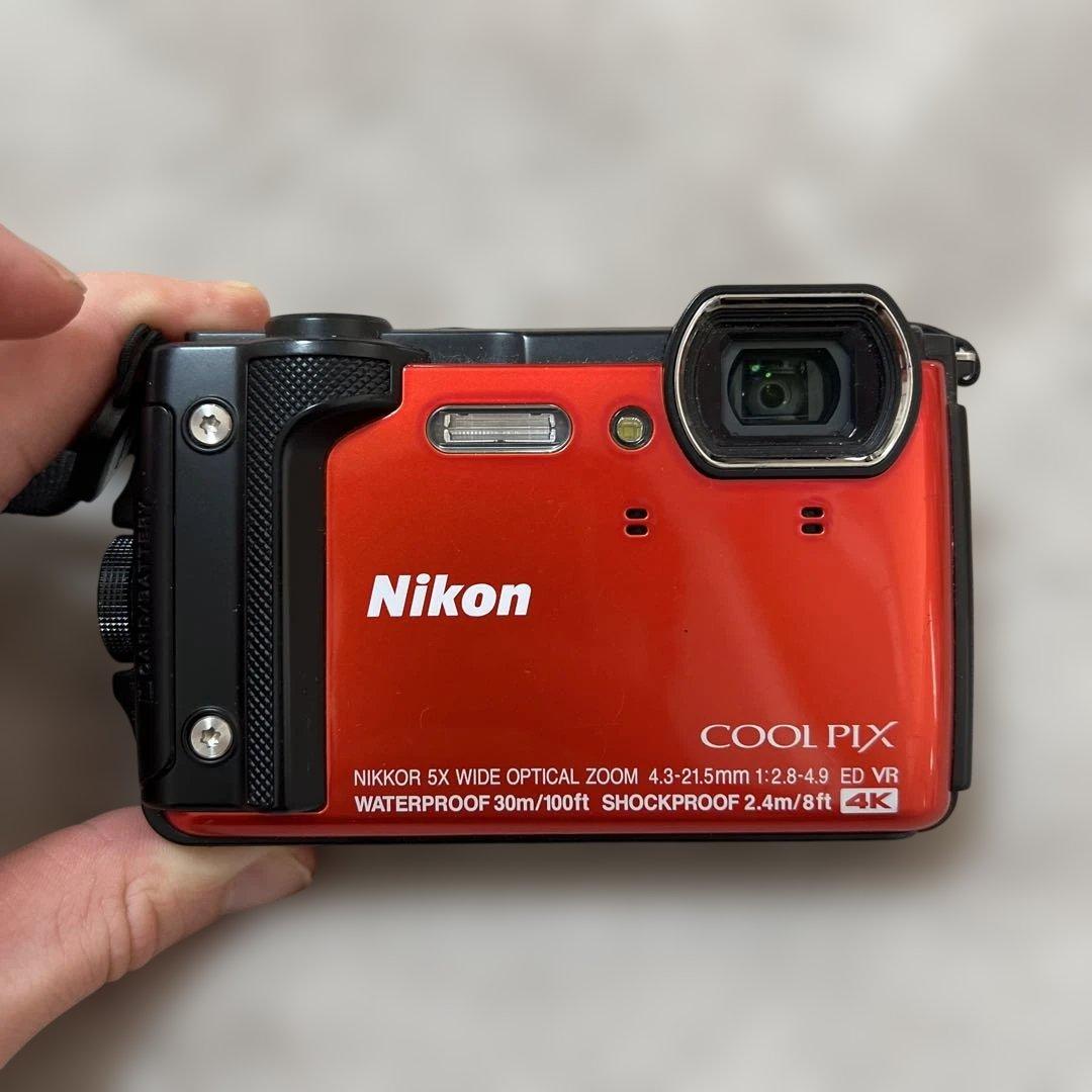 【美品】ニコン Nikon COOLPIX W300　【動作未確認】