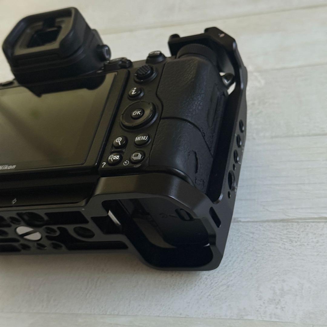 良品 Nikon Z7 ニコン ミラーレス一眼 オマケあり