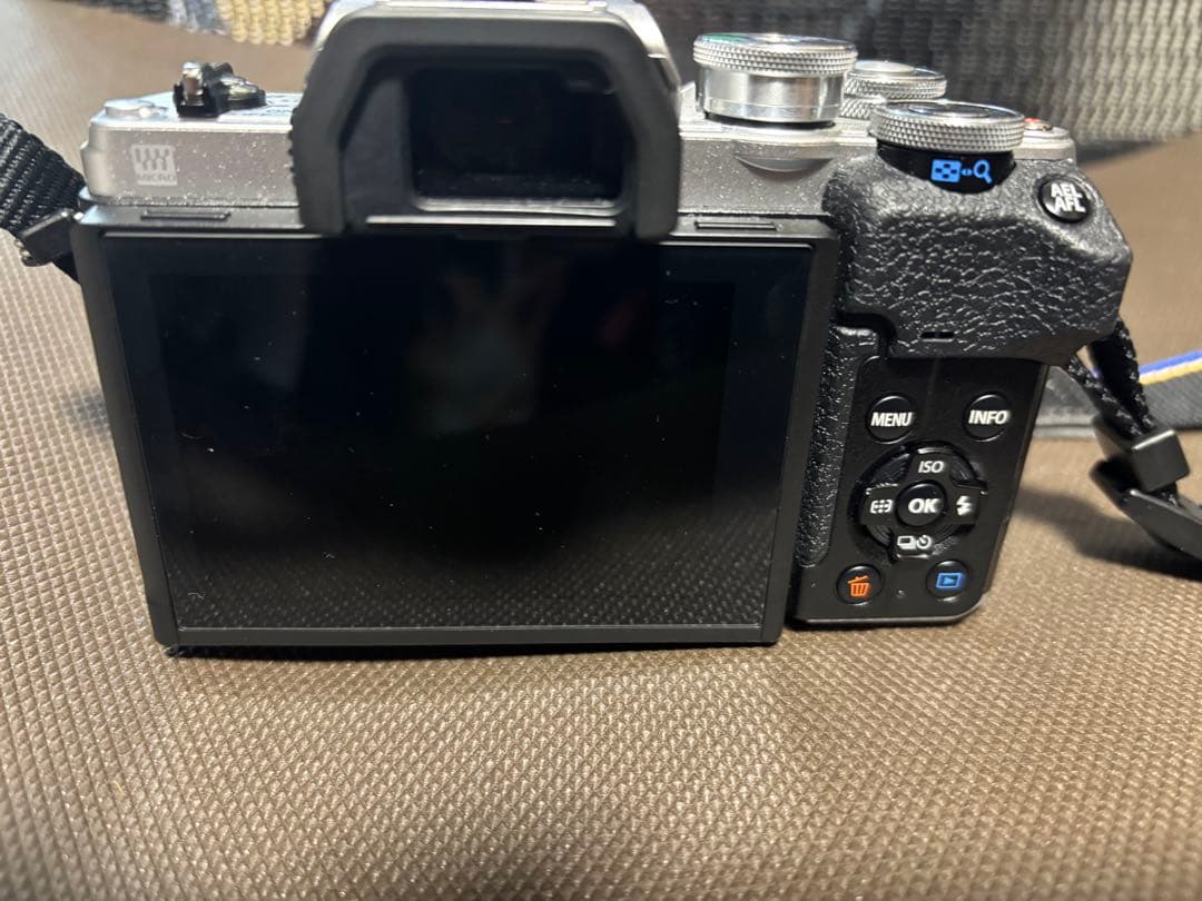 Olympus E-M10 Mark IV フィルムカメラ